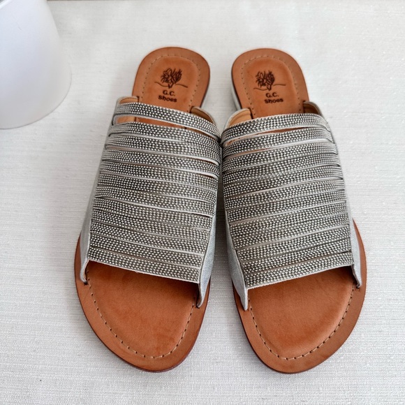 New G.C. Shoes Mattie Silver Embellished Leather Dressy Slide Sandals Women’s 9 - Picture 3 of 14